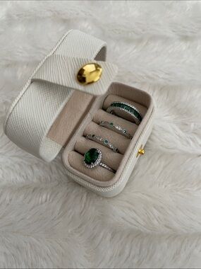 Emerald Halo Silver Ring Set - Green Gemstone Stack